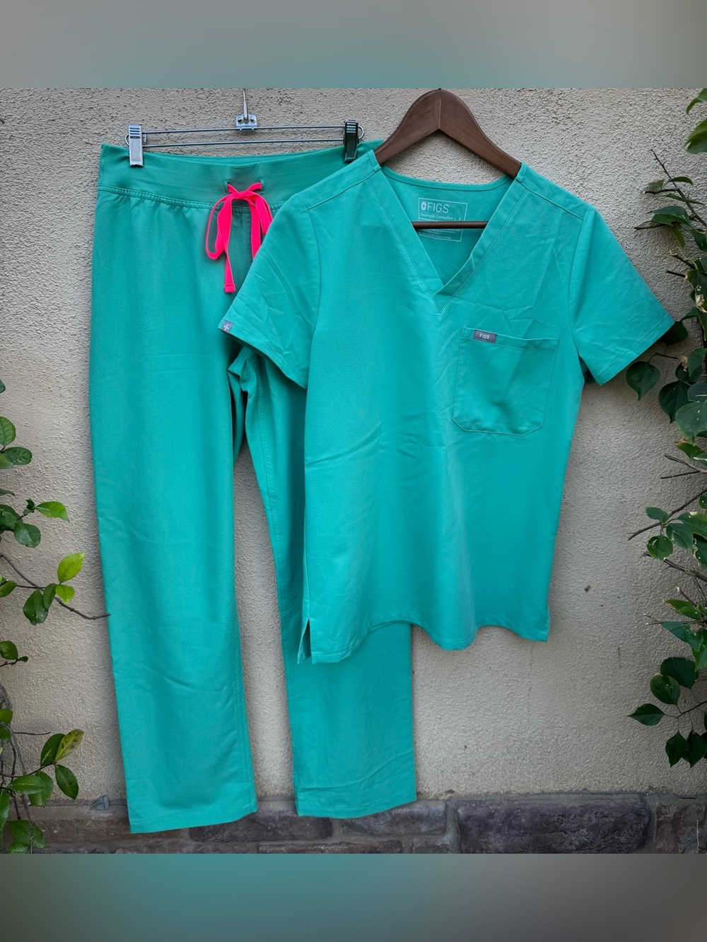 Figs Aqua Turquoise Scrub Set Catarina Top Livingston Basic Pants women’s Small